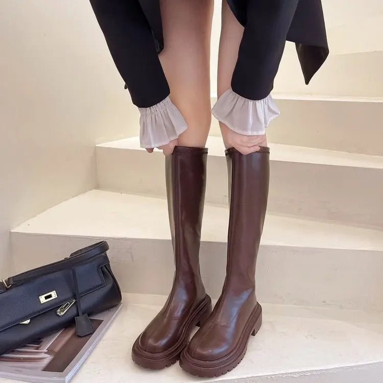 Bottes longues en cuir pour femmes