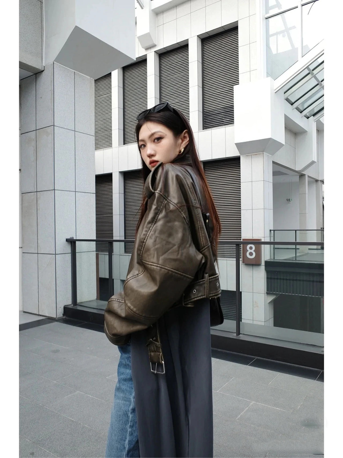 Veste en cuir vintage pour femme