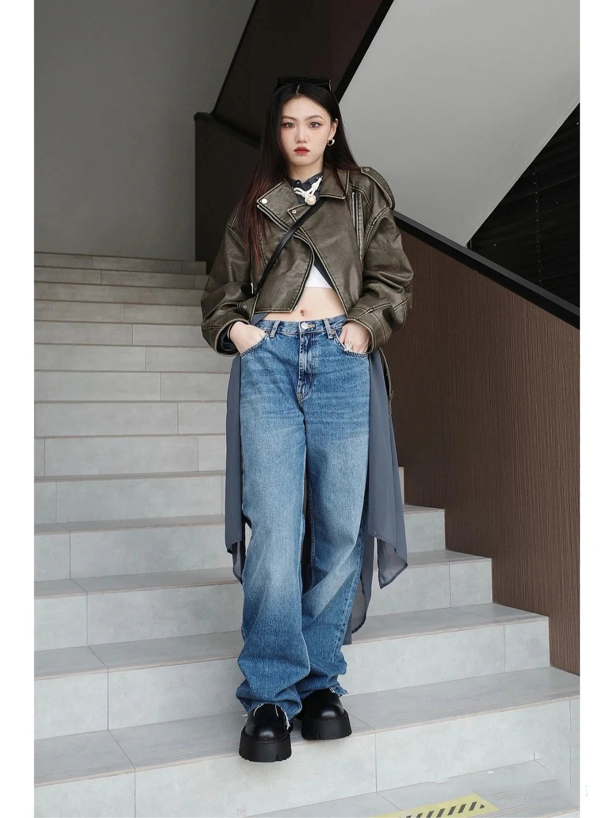 Veste en cuir vintage pour femme