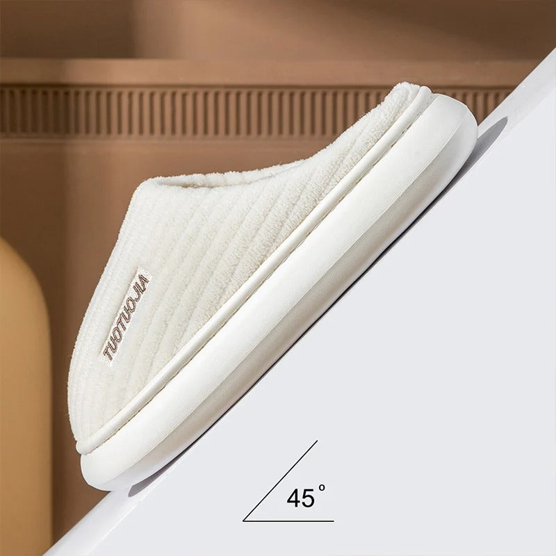 Chaussons pelucheux en mousse à mémoire de forme