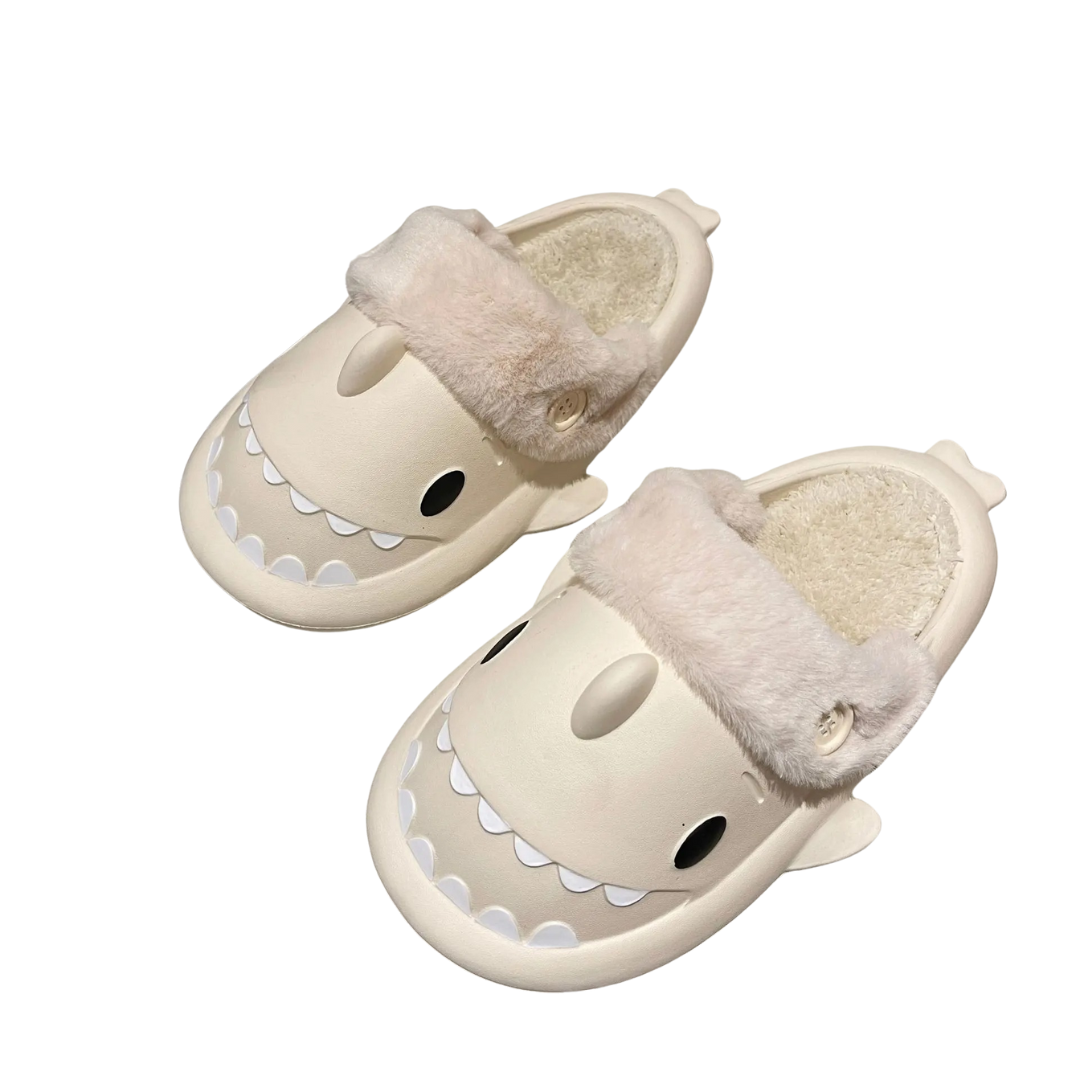 Chaussons en coton pelucheux requin pour femmes
