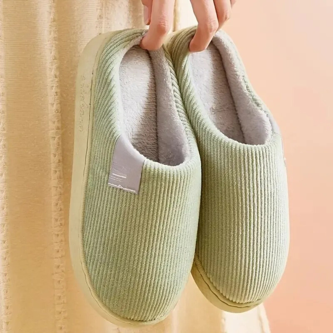 Pantoufles thermiques antidérapantes à fond souple