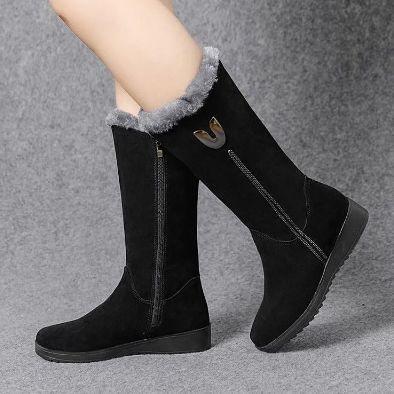 Bottes à haute fourrure pour femmes