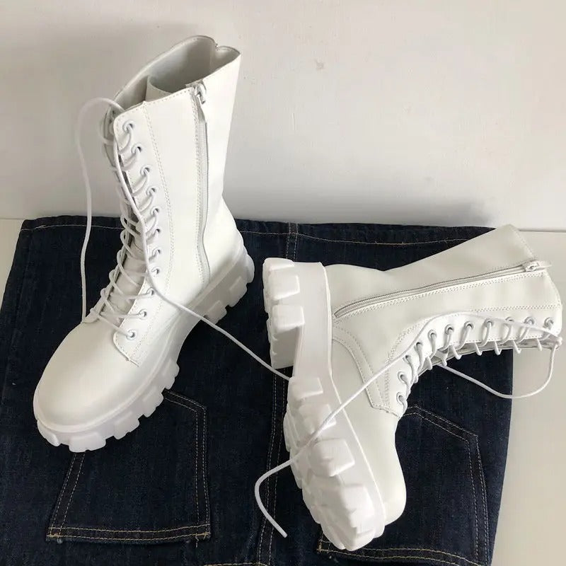Bottes à lacets pour femmes