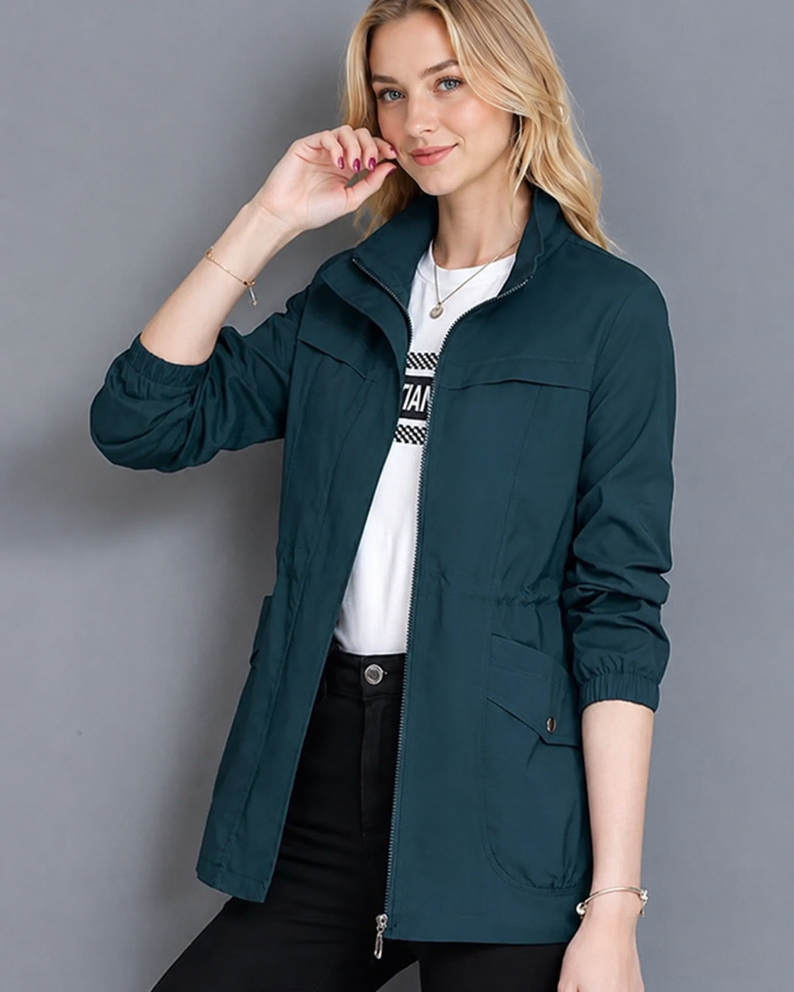 Veste d'été Femme Courte et Pratique