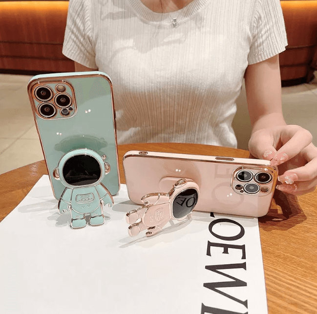 Etui de téléphone pour astronaute