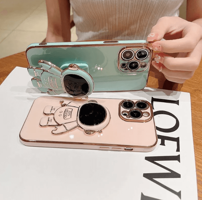 Etui de téléphone pour astronaute