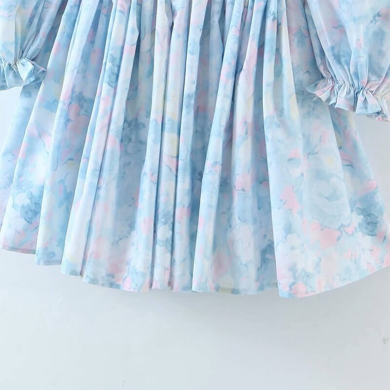 Mini robe à manches bouffantes