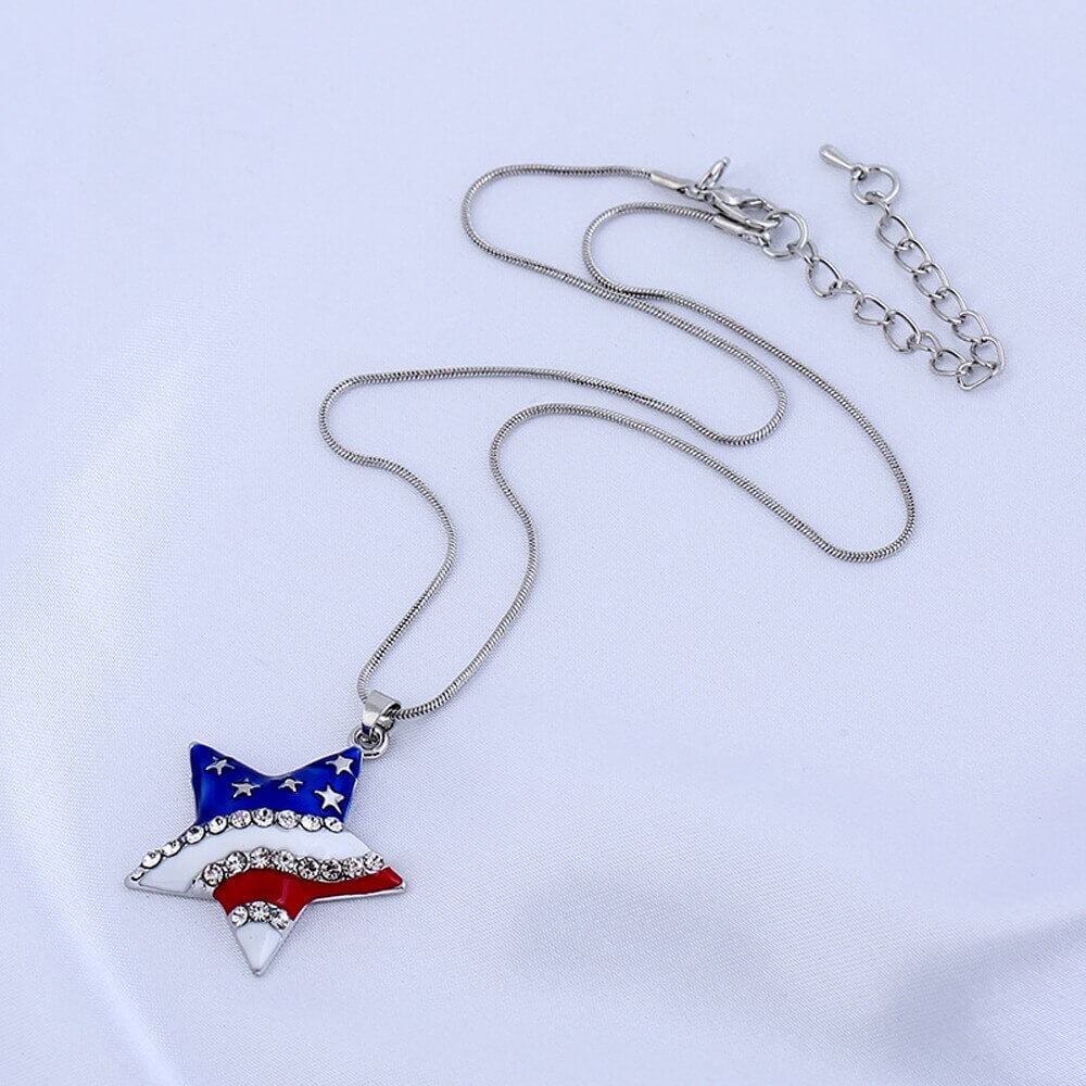 Collier du drapeau américain