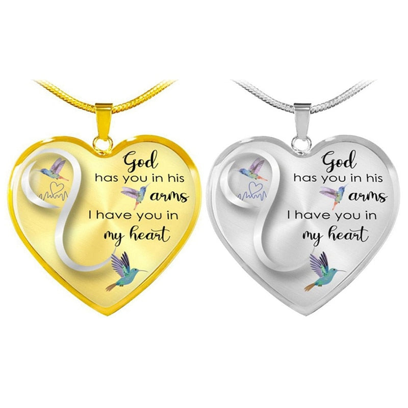 Dieu vous a dans ses bras Collier colibri