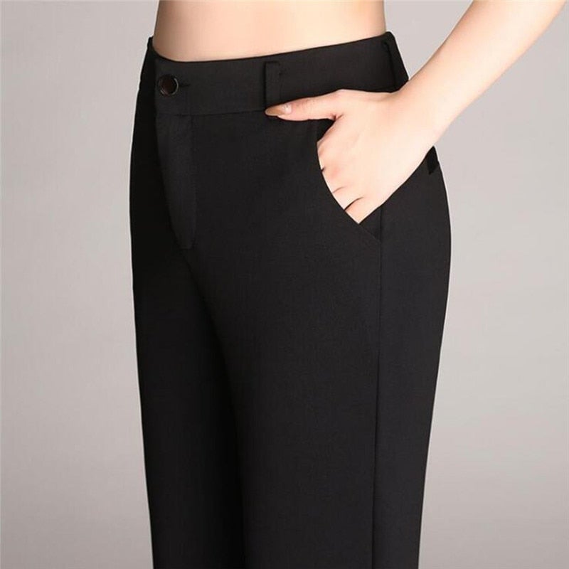 Pantalon slim évasé à taille haute