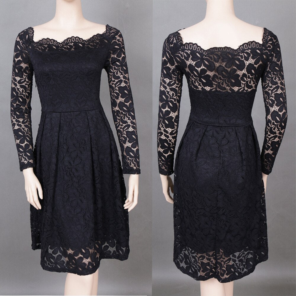 Robe en dentelle à manches longues et col bateau