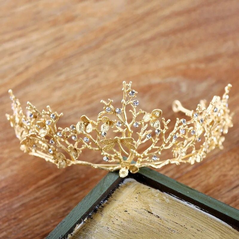 Couronne de cueilleur de bois libellule d'or