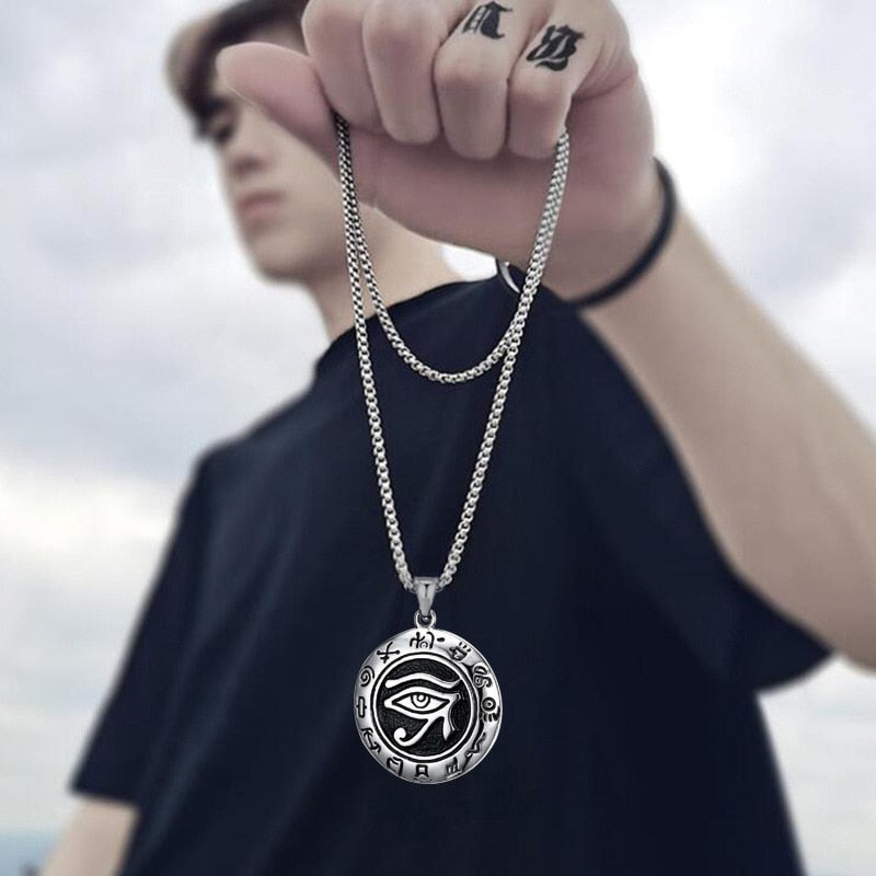 Pendentif œil d'Horus de l'Égypte ancienne