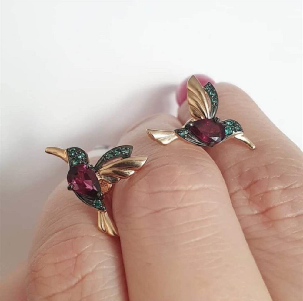 Boucles d'oreilles élégantes en strass Colibri