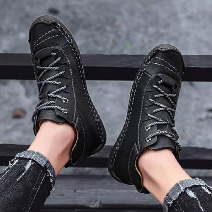 Bottines en cuir vintage cousues à la main