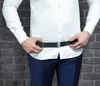 Ceinture de maintien de la chemise réglable