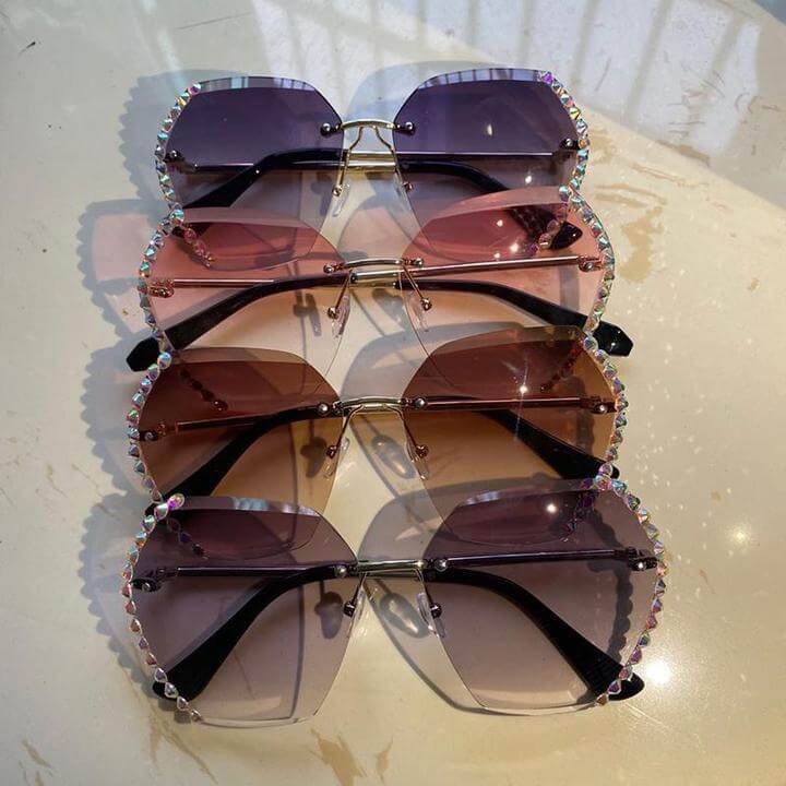 Lunettes de soleil sans monture avec strass