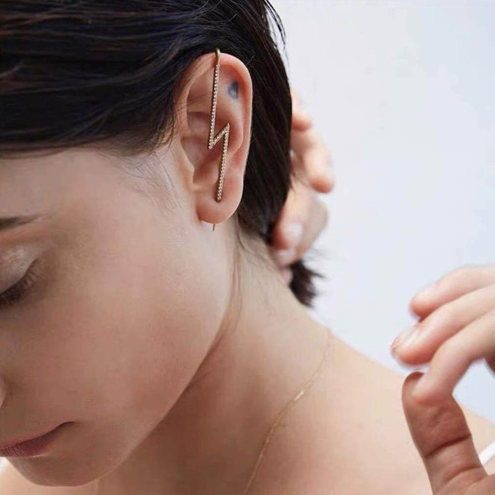 Boucles d&#39;oreilles Huggie Hoop (1 achetée, 1 offerte)