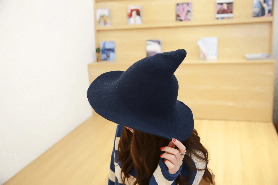 Chapeau de sorcière moderne